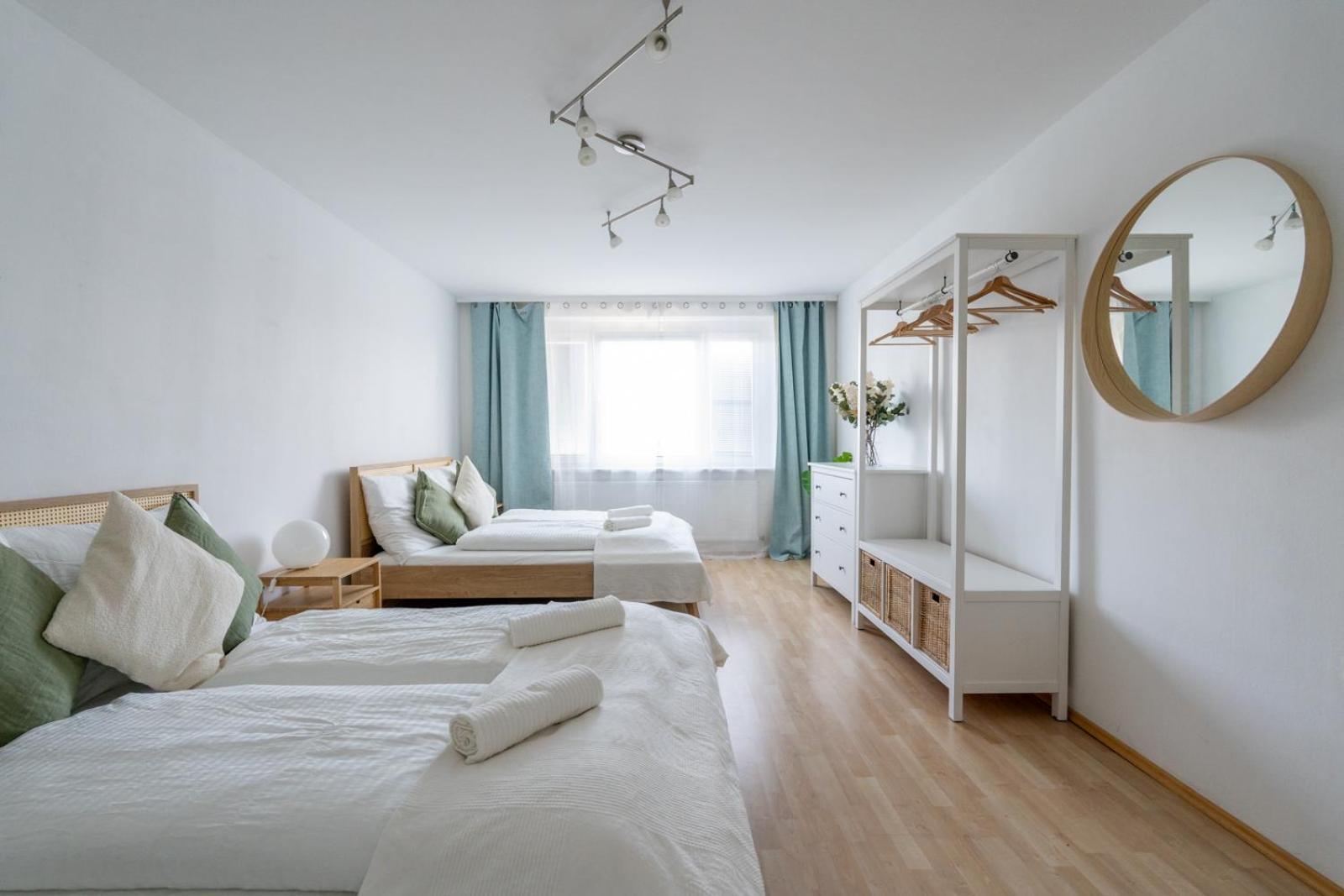 Two Bedrooms - 85 Squaremeters - 4 Min To U6 Dresdner Str Vienna Exterior photo