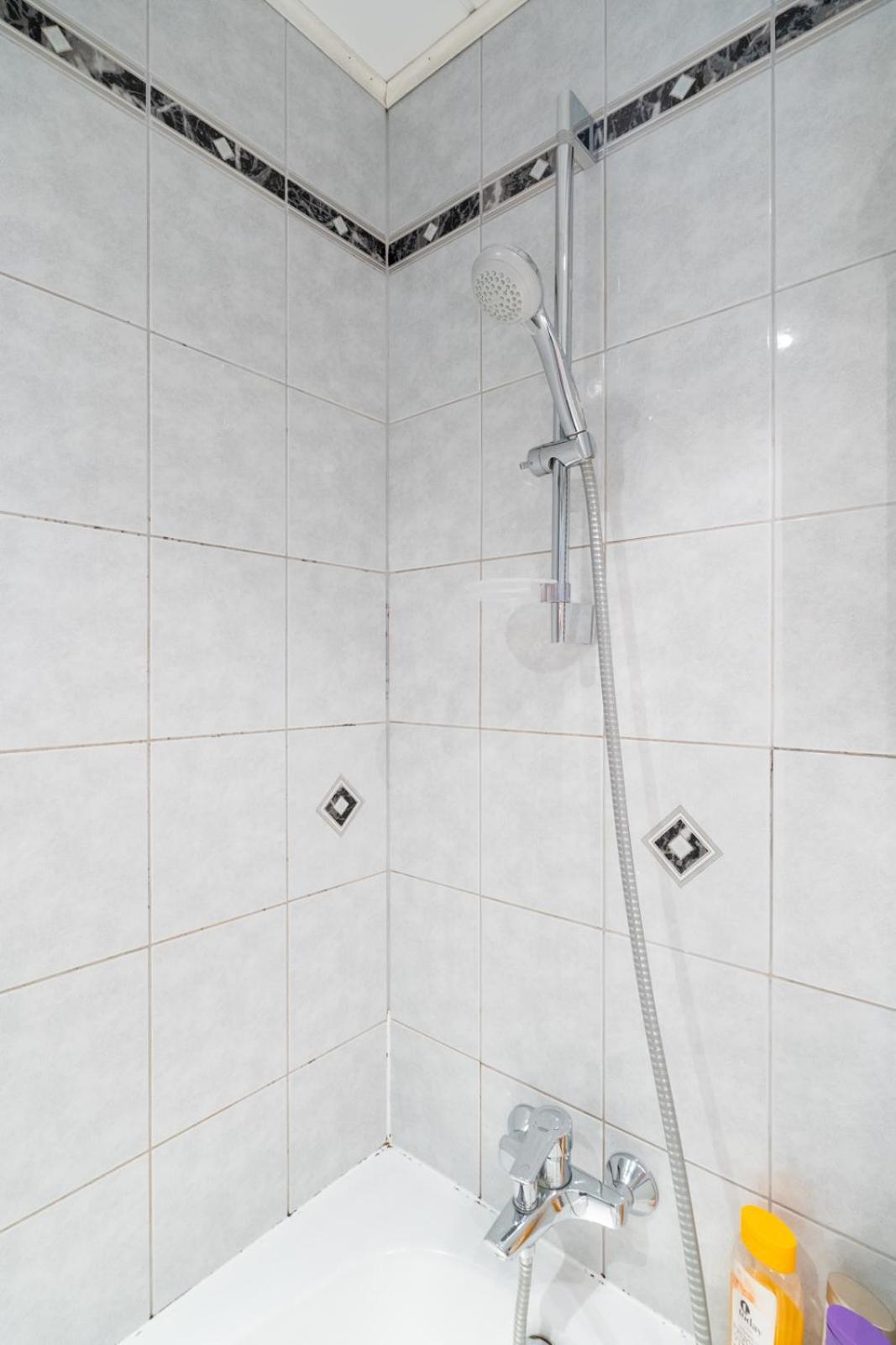 Two Bedrooms - 85 Squaremeters - 4 Min To U6 Dresdner Str Vienna Exterior photo